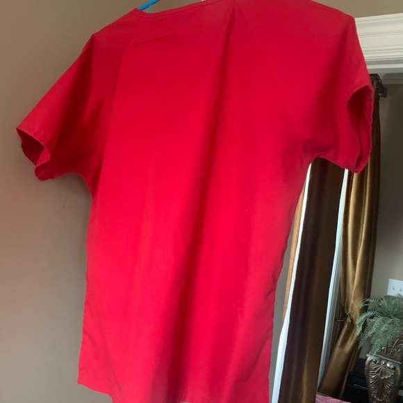 Scrub top - Picture 5 of 9